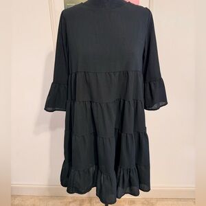Elegant Black Tiered Long Sleeve Dress